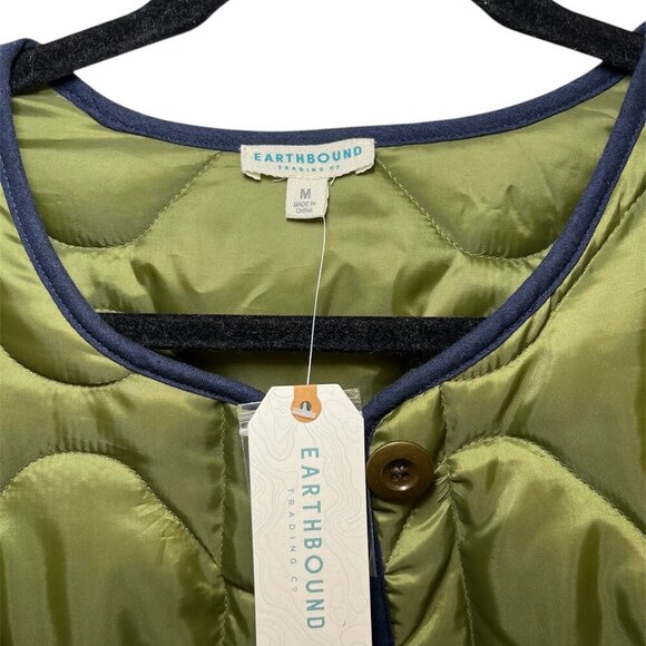 Earthbound Green Quilted Jacket-Coat Size: Medium - Picture 3 of 6